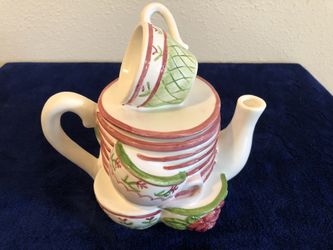 Novelty tea pot!
