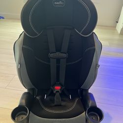 Evenflo Chase LX Harnessed Booster Car Seat (Jameson Gray)