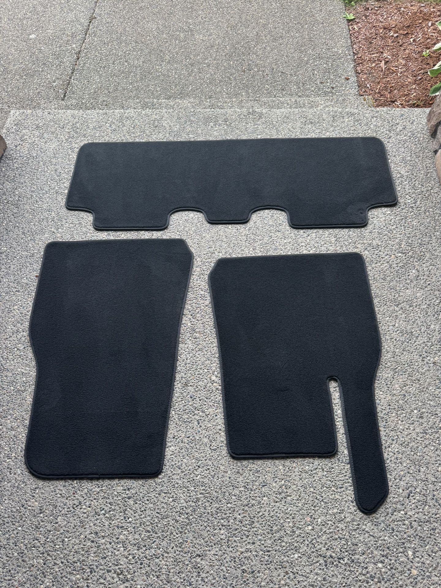 2020-2024 | Tesla Model Y Carpet Interior Mats - Brand New