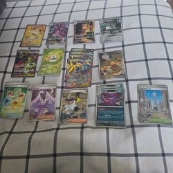 POKEMON CARDS LOT NEAR MINT