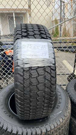 Set Of 4 Tire Goodyear Wrangler Lt 275/65/18 Installed And Balanced