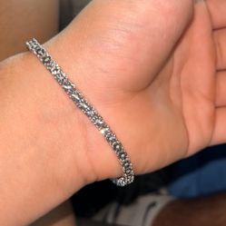 silver and diamond tennis bracelet 