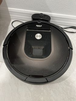 I Robot Roomba Vacuum