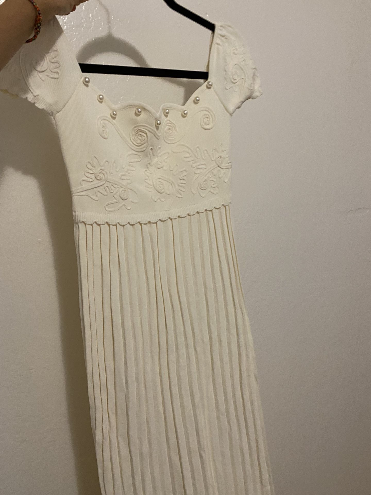 “Artemis” Dress From Lacemade
