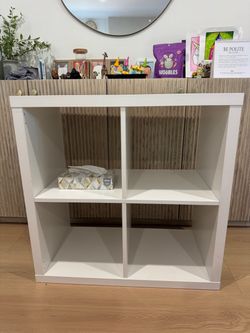 IKEA KALLAX 4-Cube Shelf Storage Organizer – White – Great Condition
