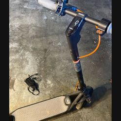Segway F30 Electric Scooter With Charger $130