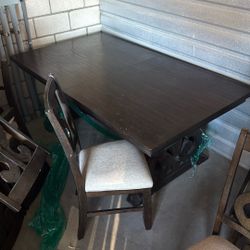 Large Dinning Room Table