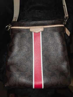 Coach crossbody purse great shape like new "SEGUIN AREA"