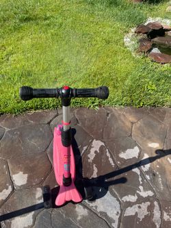 Allek pink scooter adjustable