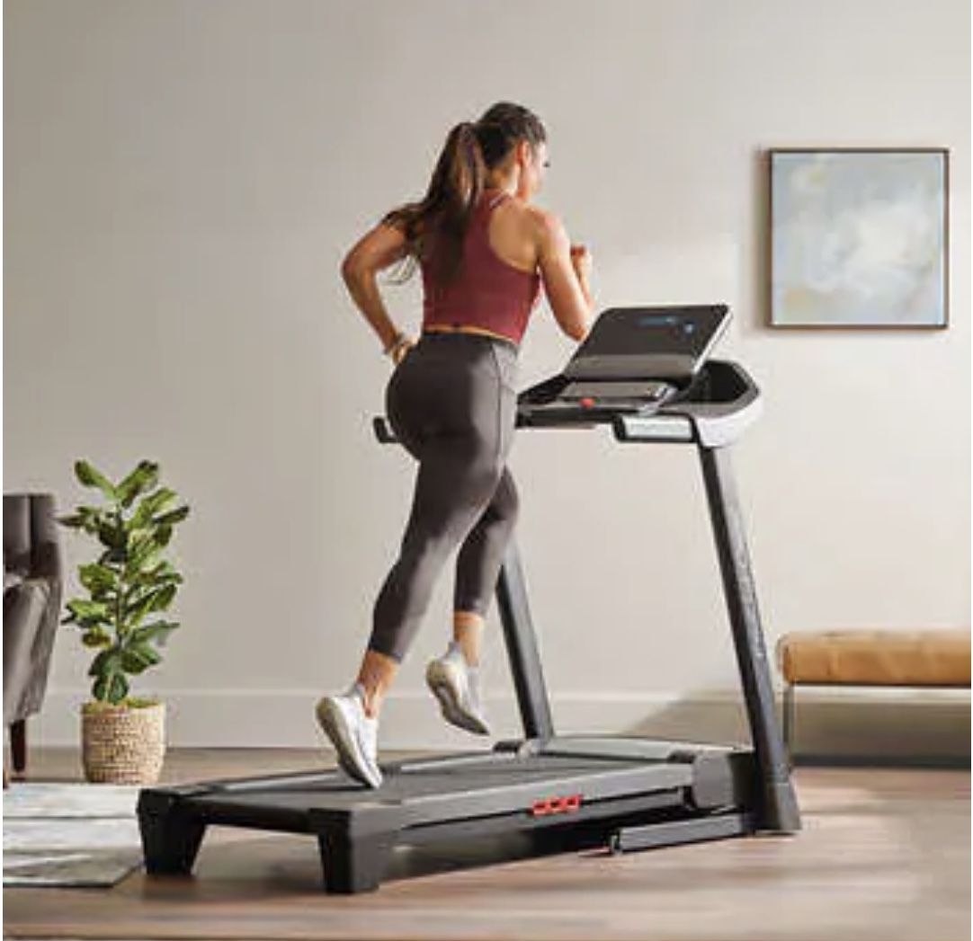 ProForm Trainer 8.7- Brand New! Great Price.