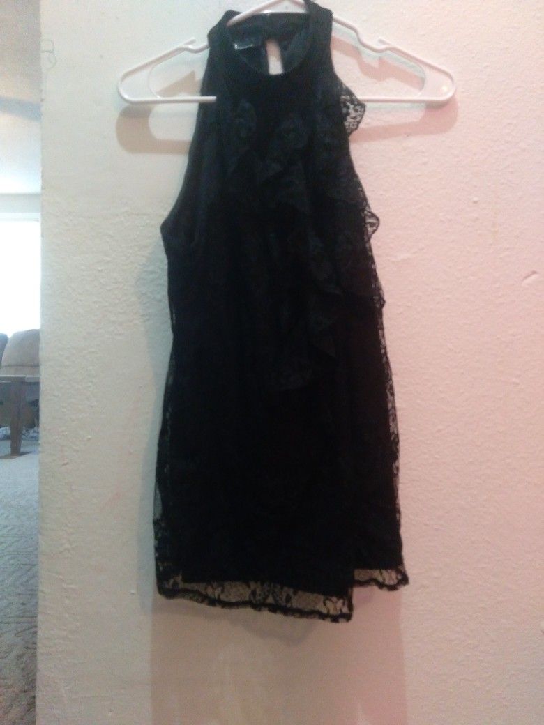 Woman's L Lace Black Dress