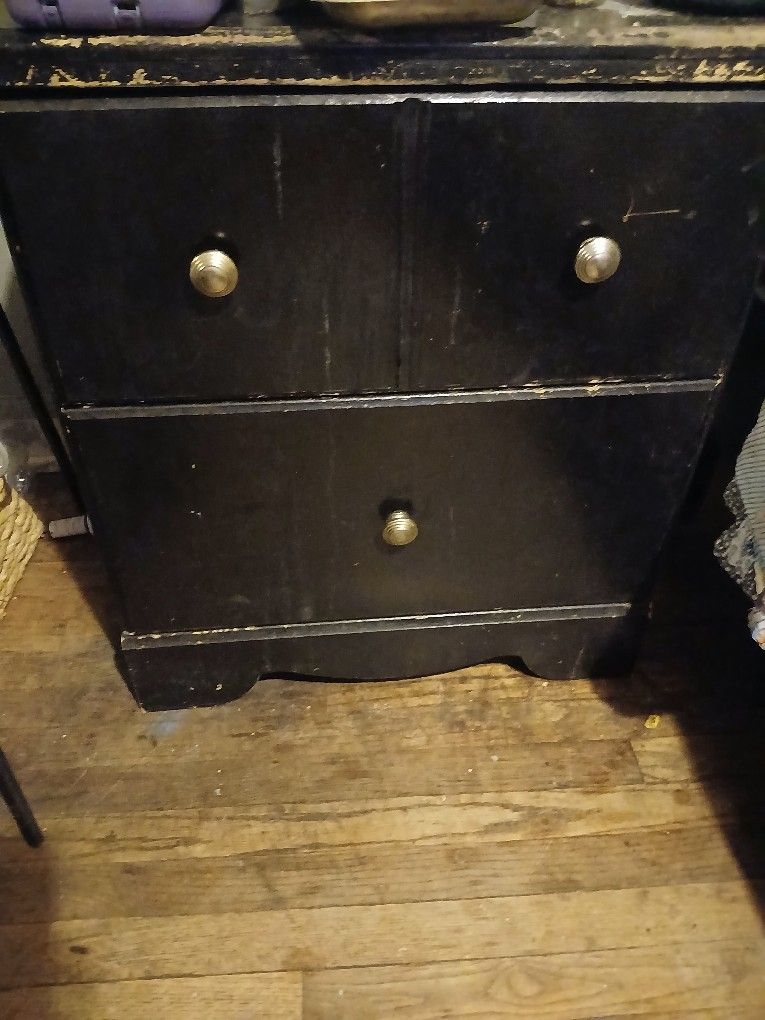 5 PC ASHLEY BEDROOM SET