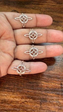 Lindos anillos de protección de nudo de bruja de plata 925