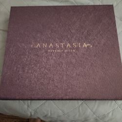 Anastasia Beverly Hills Lipstick Pallet 