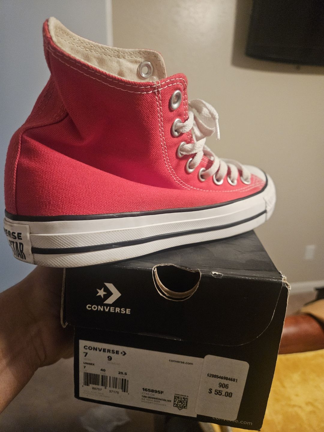 Converse W-size 9 M-size 7