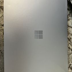 Microsoft Surface Laptop