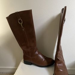 Women’s Brown Leather Boots Size 7.5