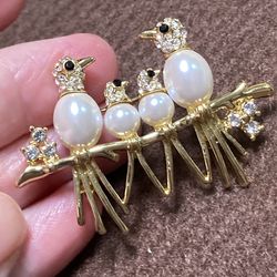 Golden Faux Pearl birds Pin