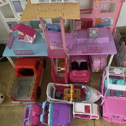 barbie doll house and cars 