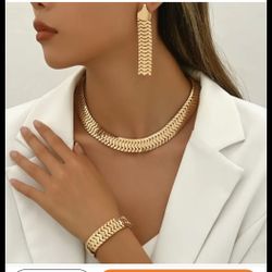 3 Pieces gold Plated Woman necklace
