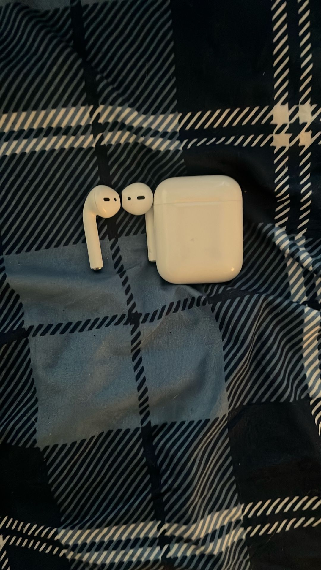 Apple AirPods 