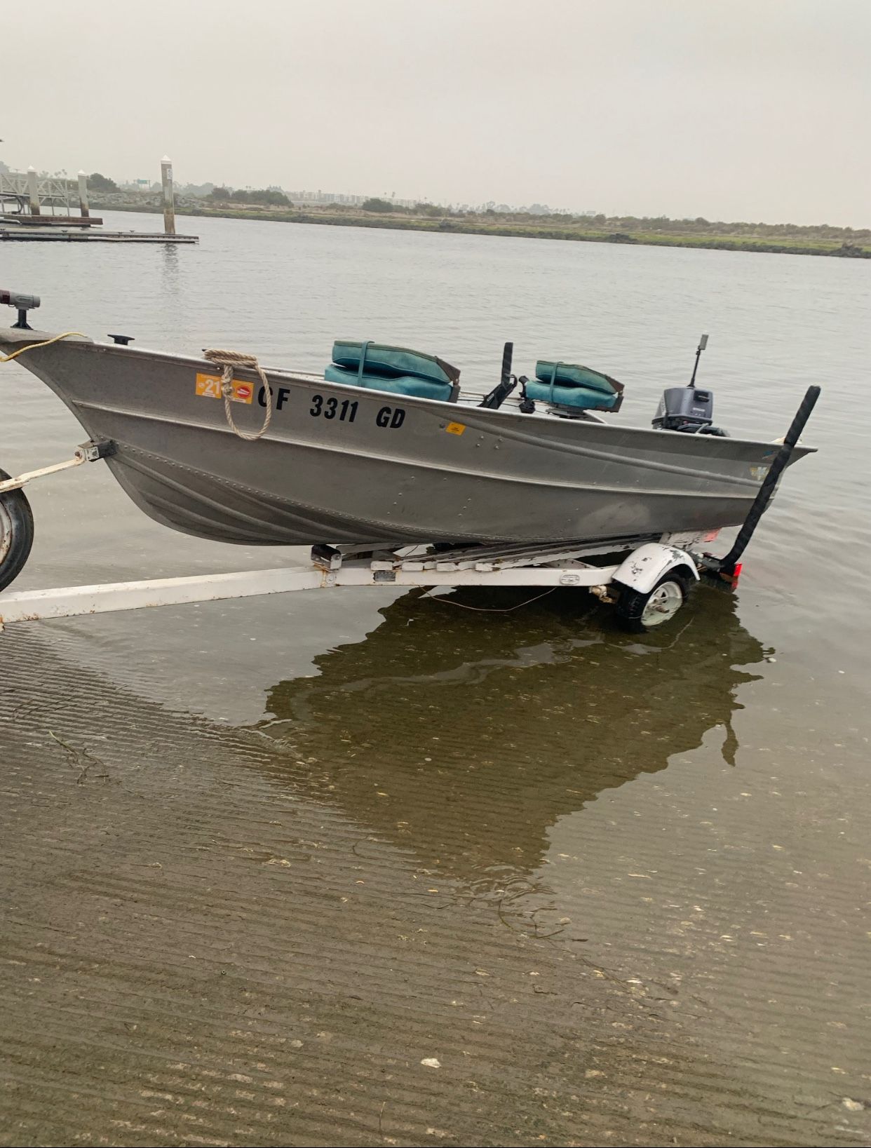 12 Ft 1977 Velco Aluminum Fishing Boat