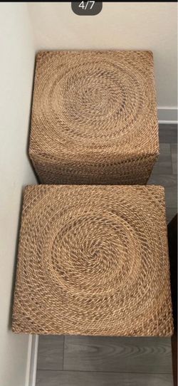 Pair of stylish square cube ottomans in natural woven seagrass / water hyacinth