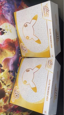 Pokémon  30th Celebration Elite Trainer Box
