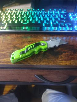 Box Cutter (Green)