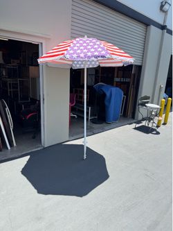 Beach Umbrella 5ft - American Flag Good Condition