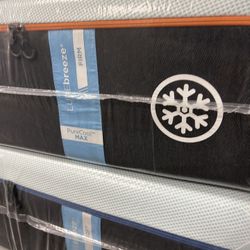 Tempurpedic Luxe Breeze Firm Cal King