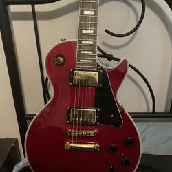 Gibson Les Paul Copy Guitar And Har Shell Case