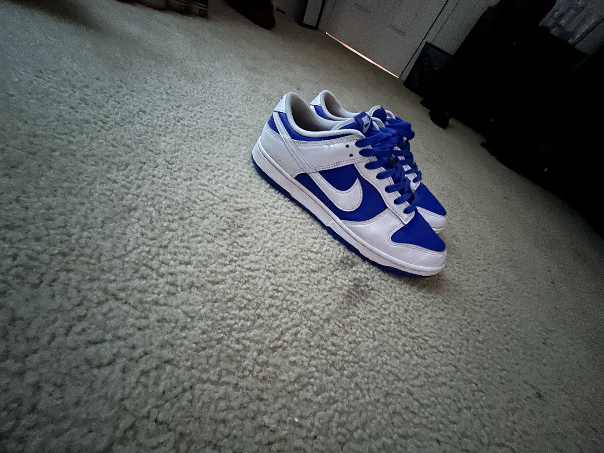 nike dunks low blue on white size 10 