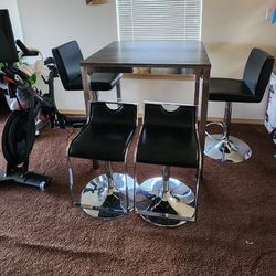 Bar Height Dining Table W/4 Chairs