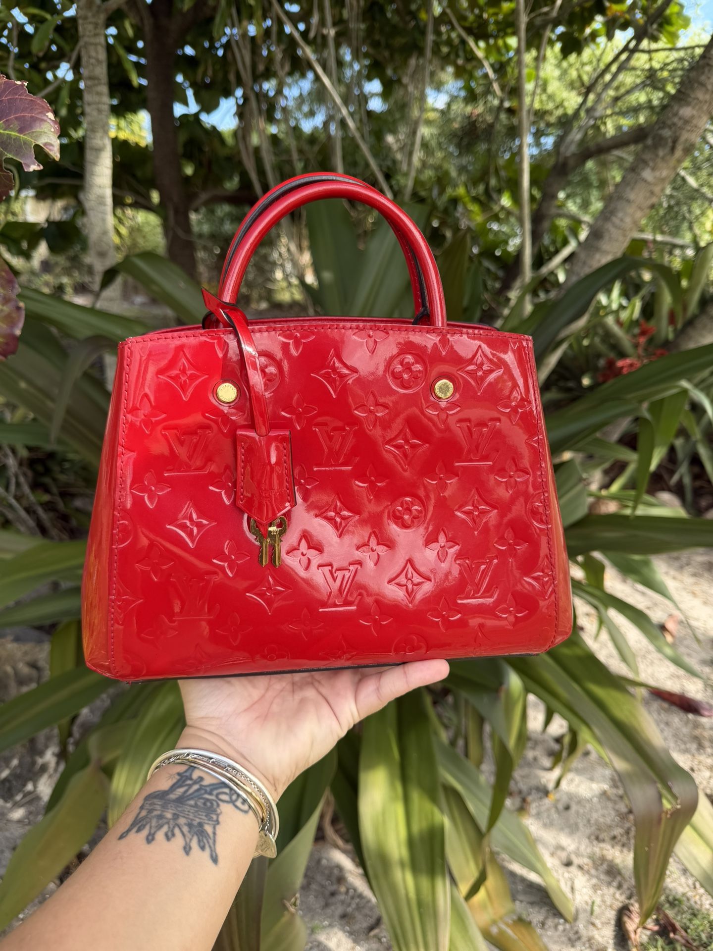 Authentic Louis Vuitton Hand Bag Montaigne BB Red Vernis