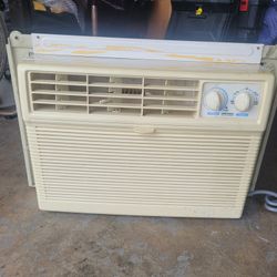 Air Conditioner 5,000 BTU
