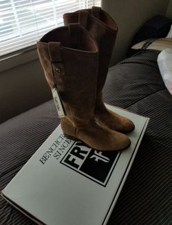 New FRYE Melissa Button Boots sz. 9