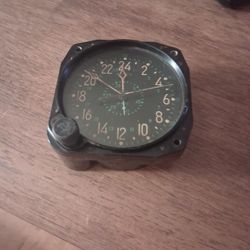 WWII airplane Cockpit Clock 24 Hour 8-day Clock