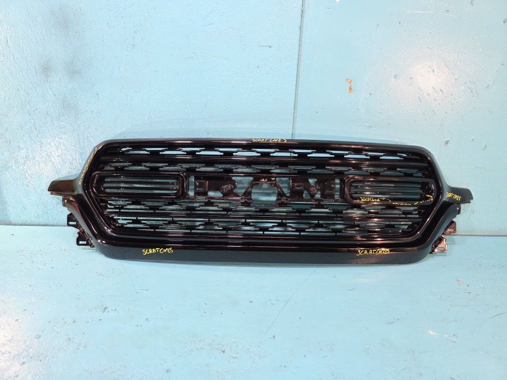 RAM 2019 2020 2021 2022 2023 2024 GRILLE OEM