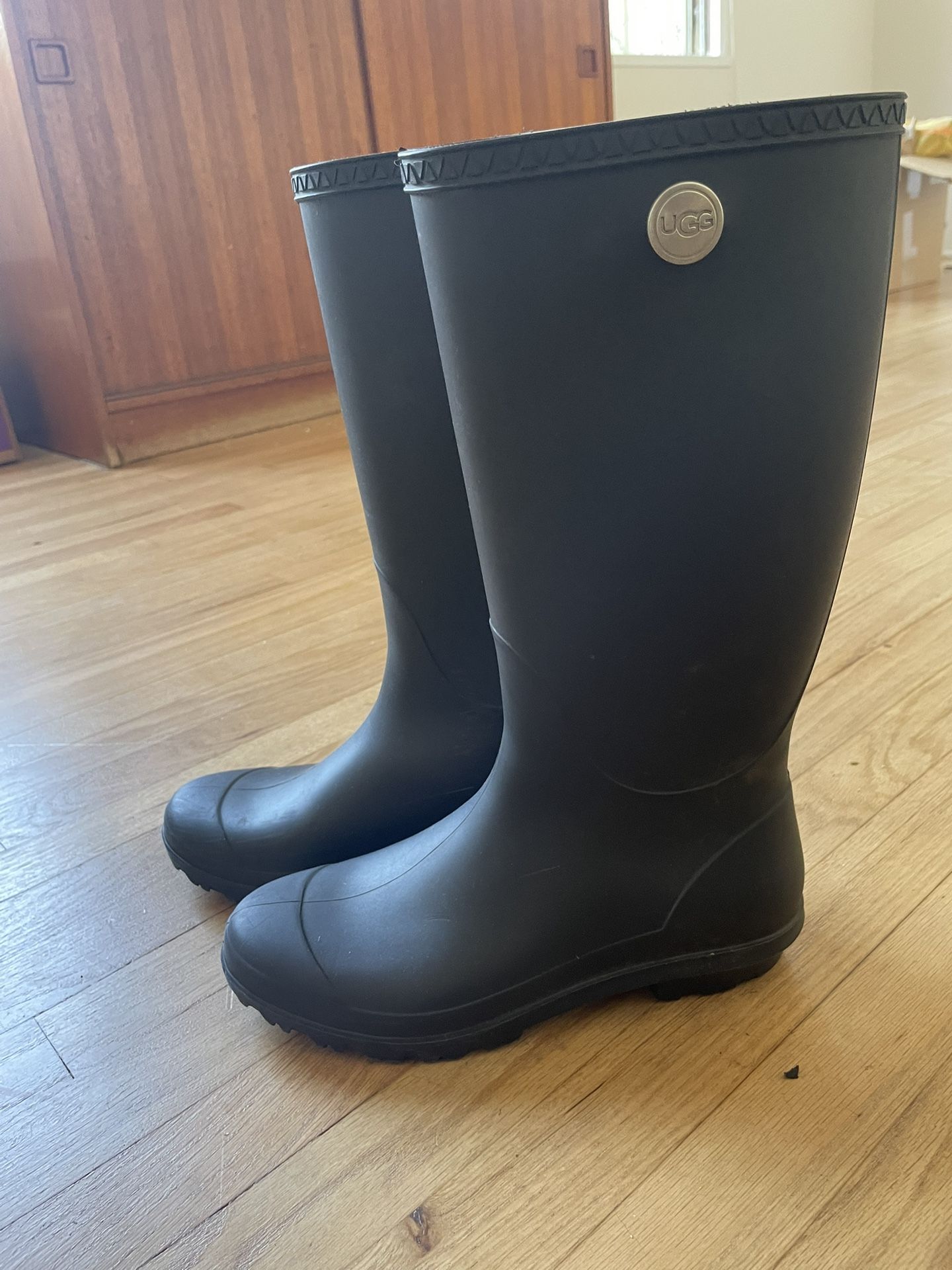 Ugg Women’s Tall Rain Boots