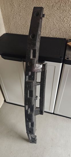 Nissan Sentra sv 2017 used front bumper absorber OEM