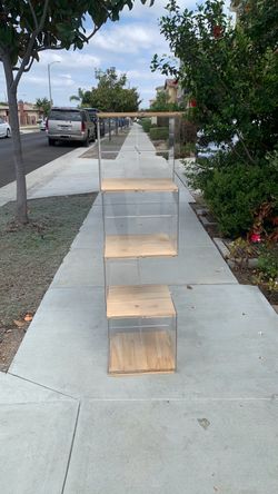 Spinnable shelf