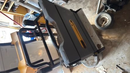 Dealt table saw