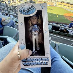 Yoshinobu Yamamoto Bobble head Trade “Ice cube Only”