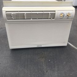 Very Nice Samsung Air Conditioner 