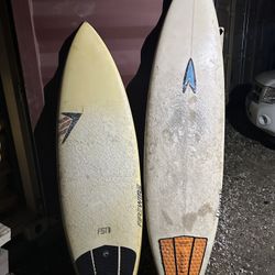 Surf boards With Fins 
