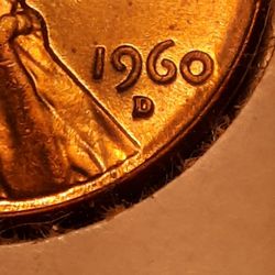 ☆1960 D PENNY   Mint  Double punchmark☆