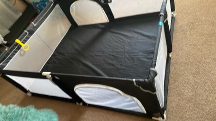 Baby Play Yard Pack and Play