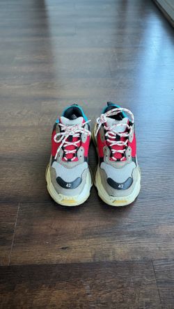 Balenciaga Triple S Size 42