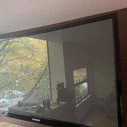 Samsung 51” TV With Chromecast 